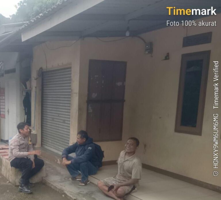 819947