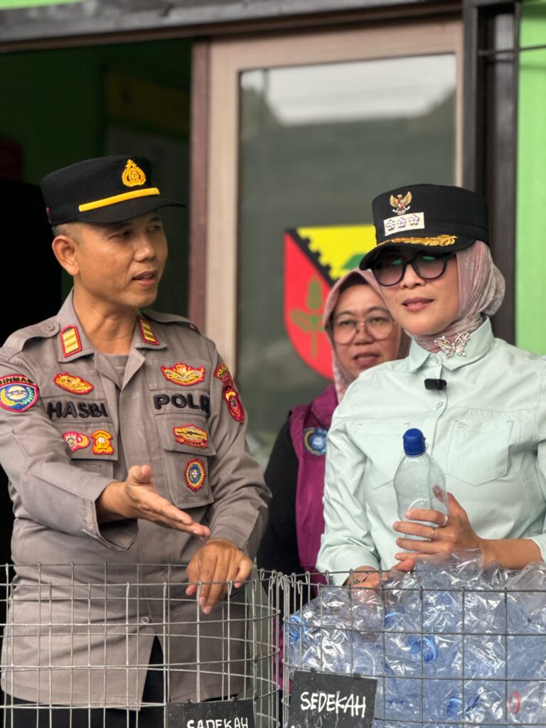 1151785-768x1024.jpg