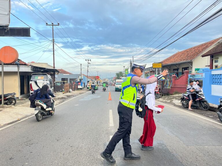 1004017334