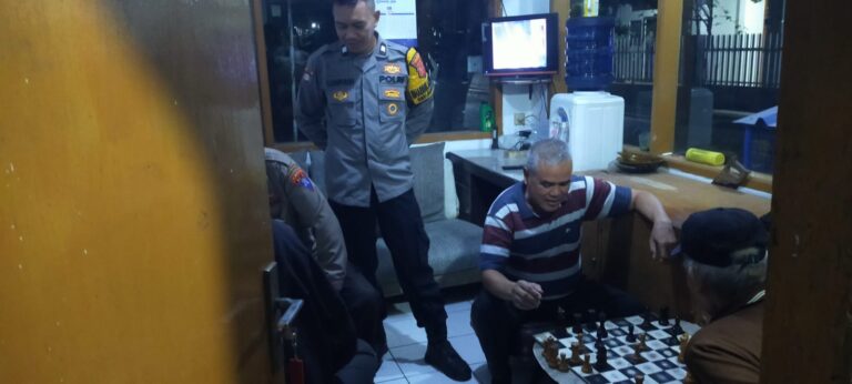 1223973