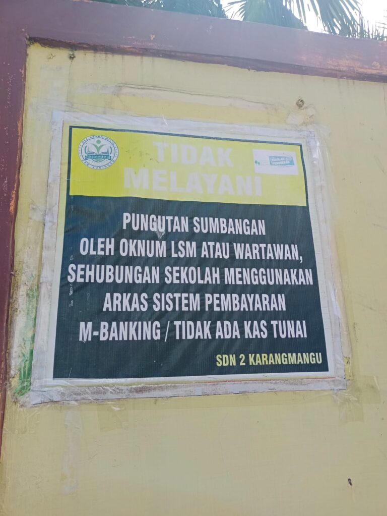 657931