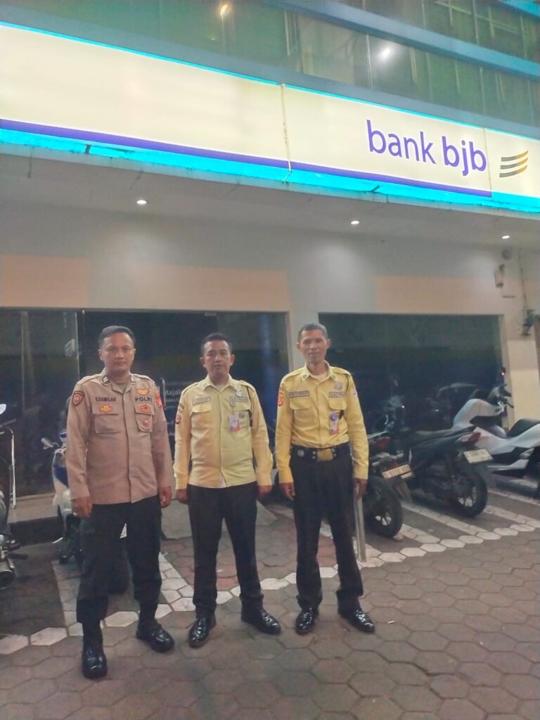 1524397